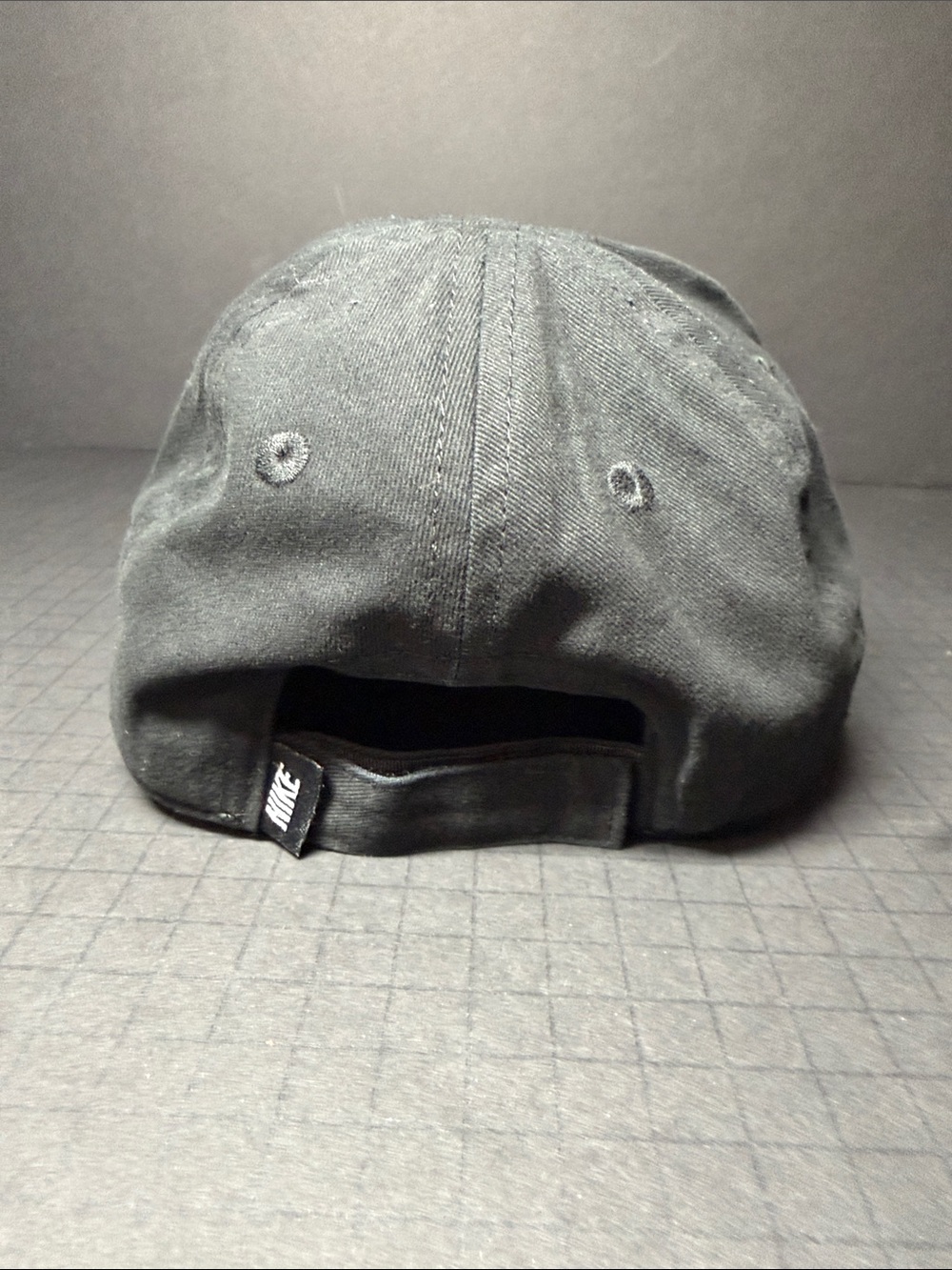 Nike Black Toddler Club Cap with White Swoosh - Picture 4 of 6